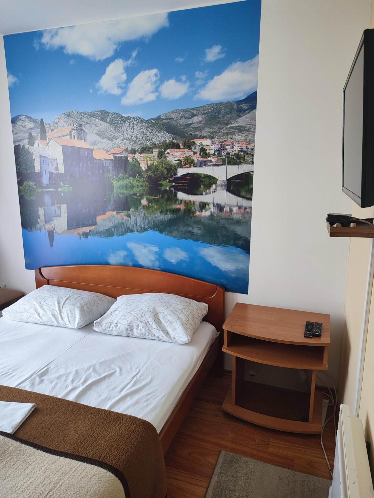 Pansion Kamin Bed & Breakfast Lukavica Bagian luar foto