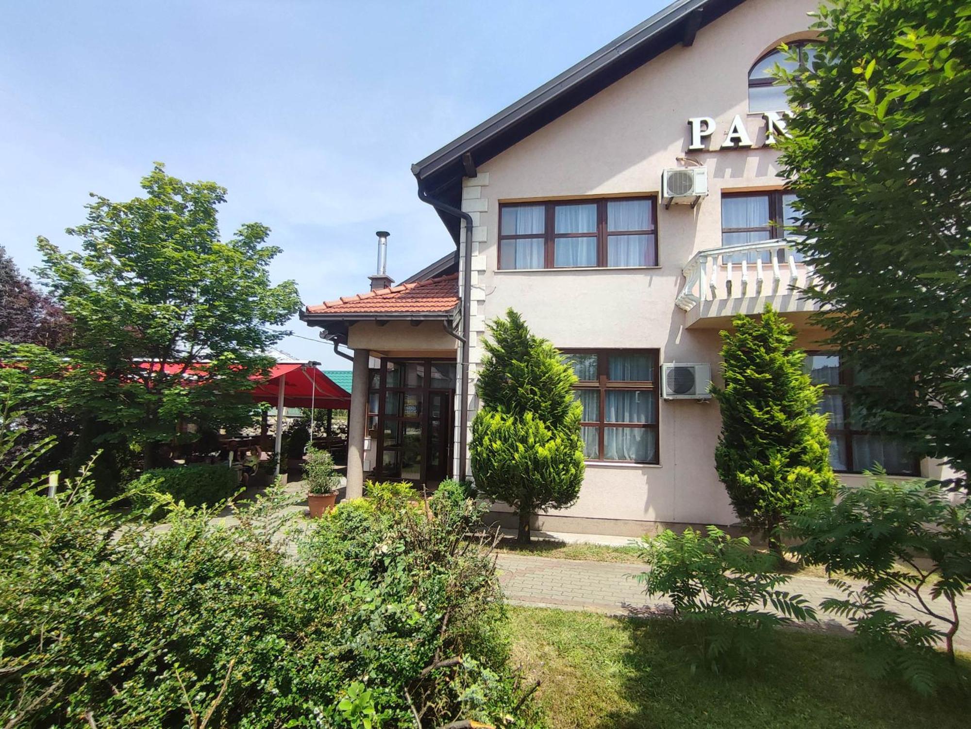 Pansion Kamin Bed & Breakfast Lukavica Bagian luar foto