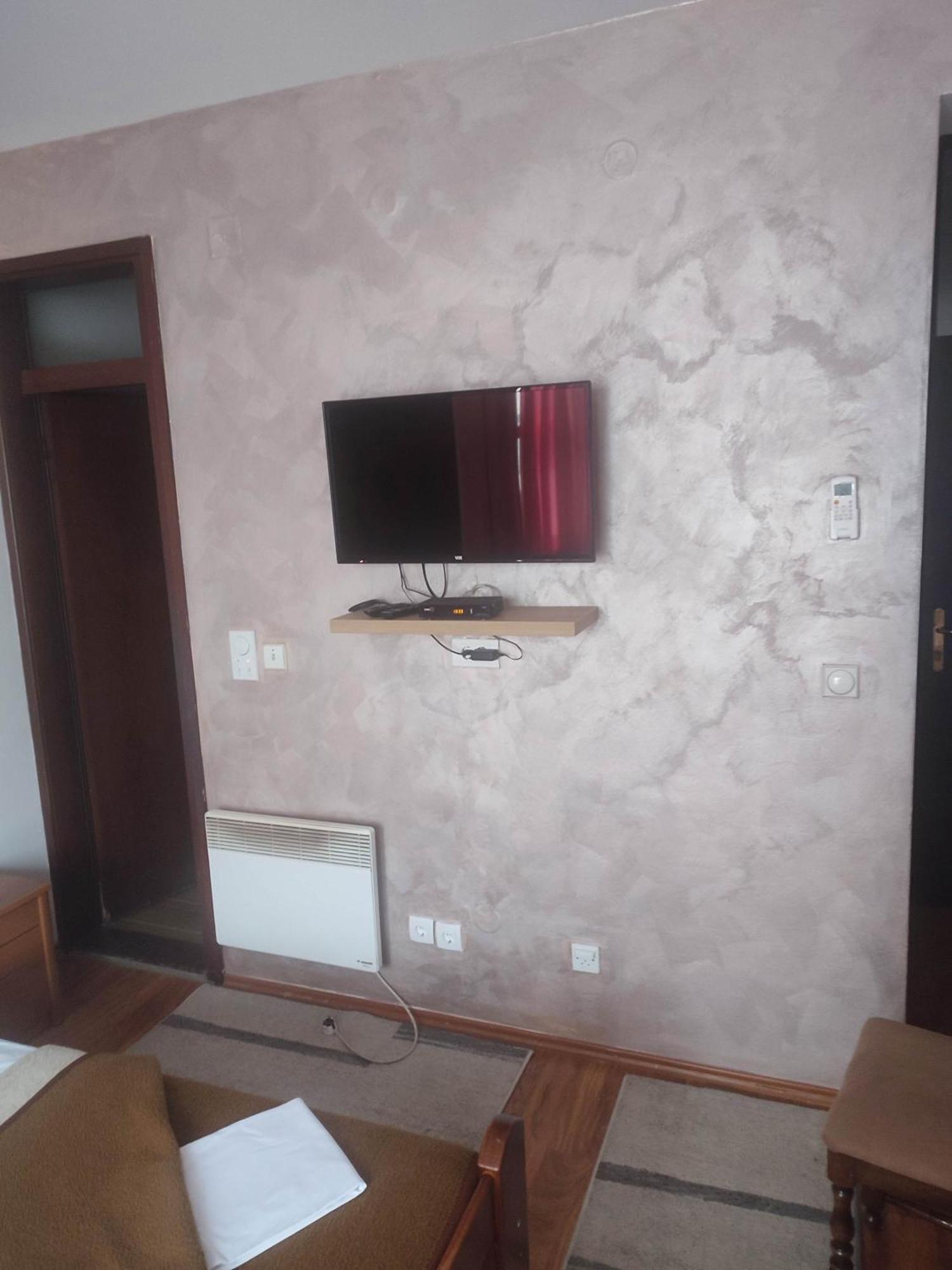 Pansion Kamin Bed & Breakfast Lukavica Bagian luar foto