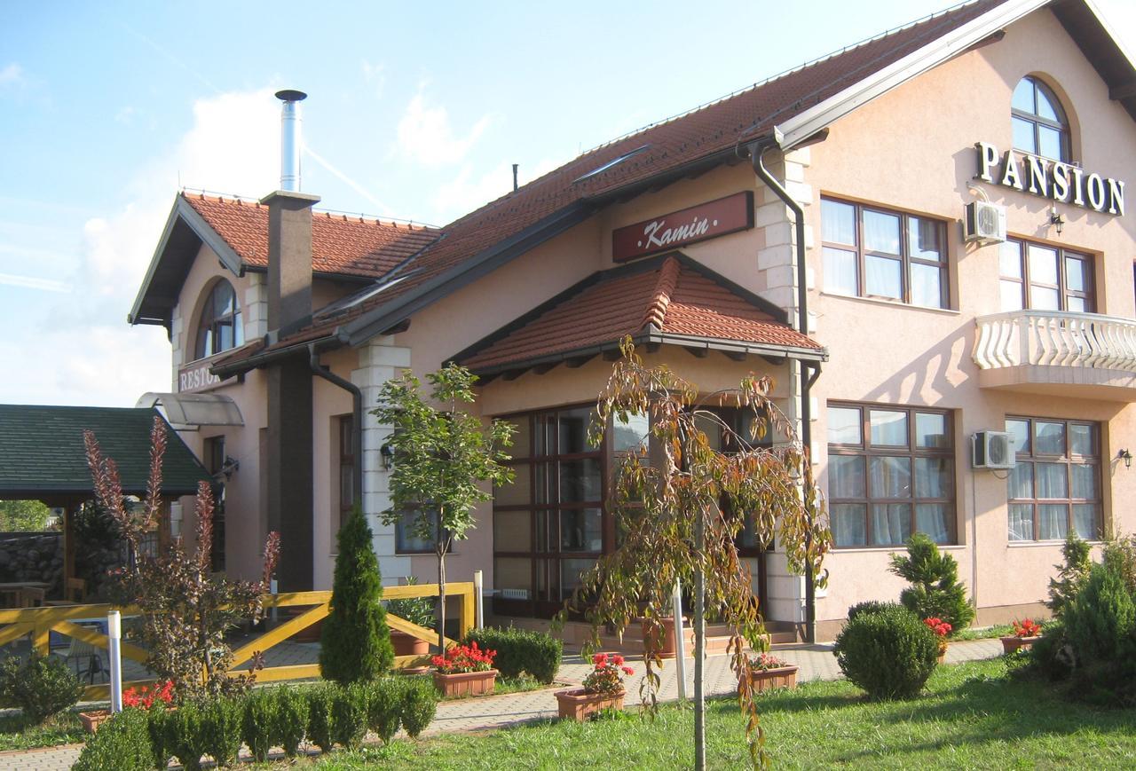 Pansion Kamin Bed & Breakfast Lukavica Bagian luar foto